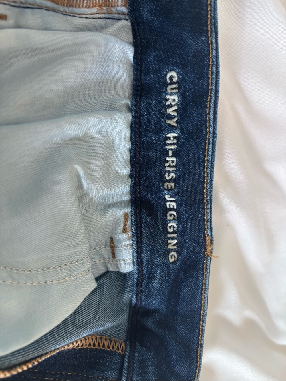 American Eagle Dark Blue Hi-Rise Stretch Skinny Jeans - Picture 4 of 5